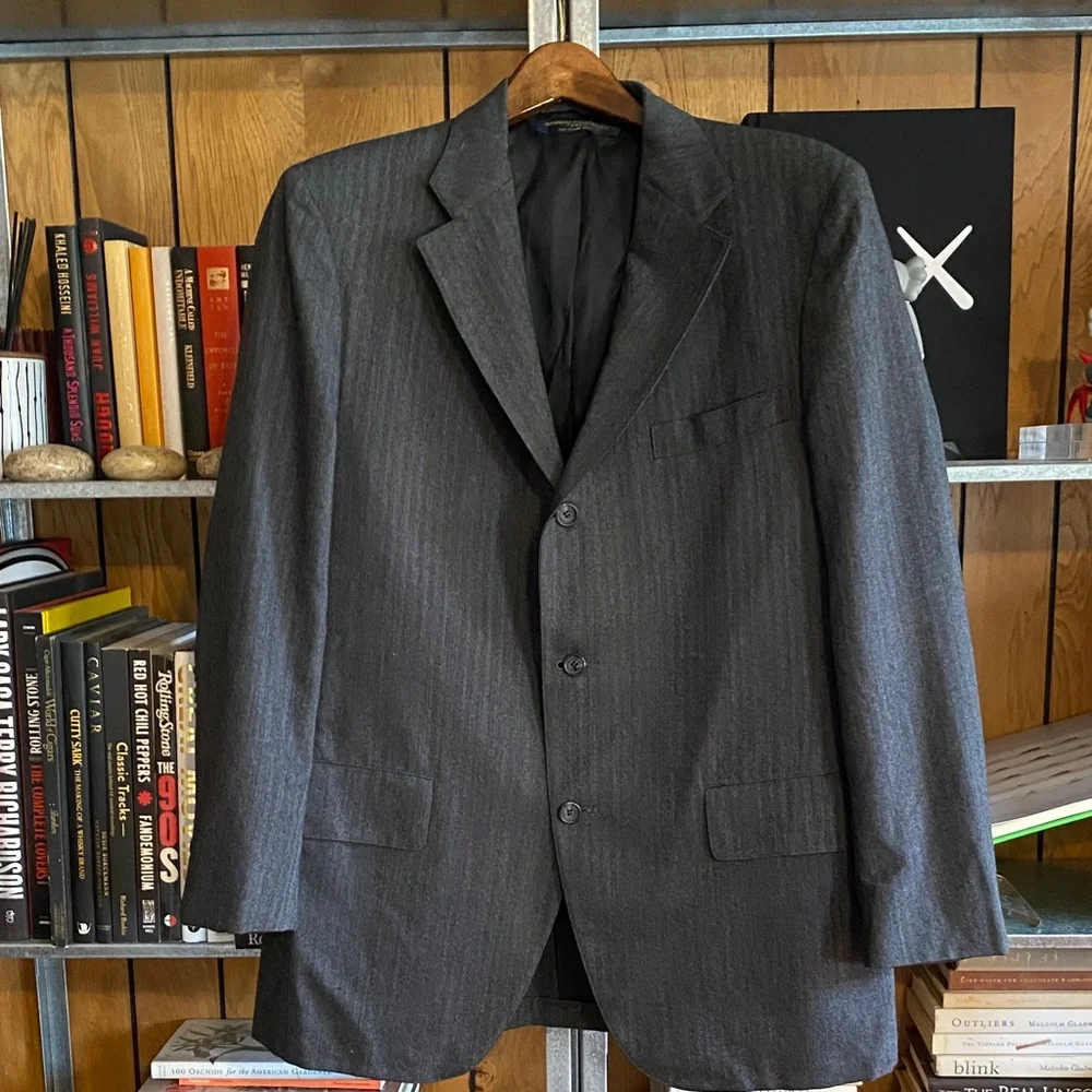 Brooks Brothers Charcoal Herringbone full Suit jacket and slacks 43 ML